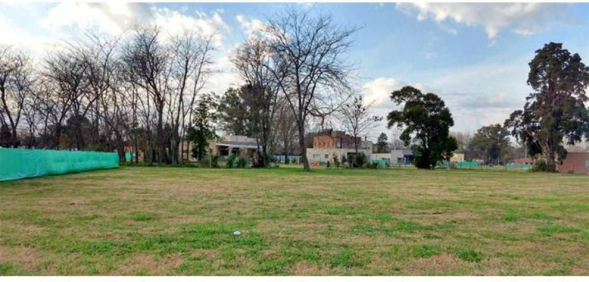  Land in Escobar, Argentina No. 121650