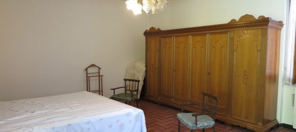 Дом с 8 комнатами в Фивиццано, Италия № 148472 9