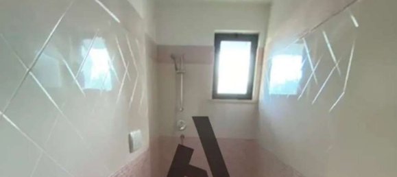 Propriété commerciale à Viareggio, Italy 82m² No. 194257 20