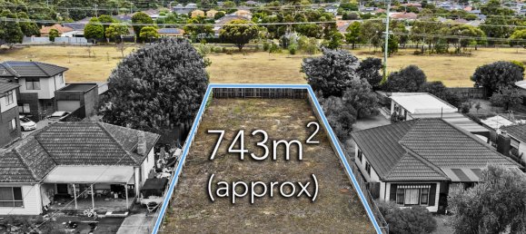 743m² Land in Sunshine West, Australia No. 990 2