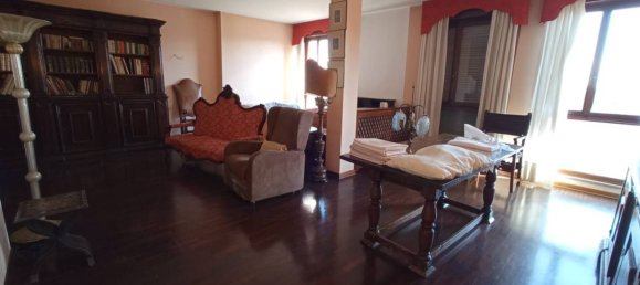 3 bedrooms Apartment in Padua, Italy No. 193343 23