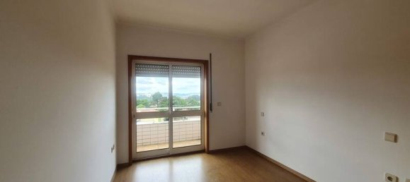 3 bedrooms Apartment in Oliveira de Azemeis, Portugal No. 81441 9