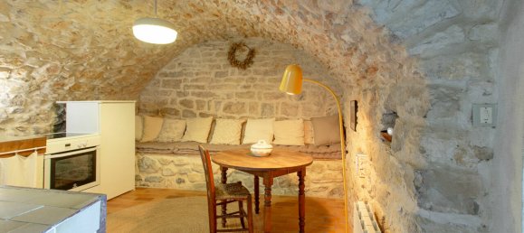Adosado de 2 dormitorios en Uzes, France No. 354336 6