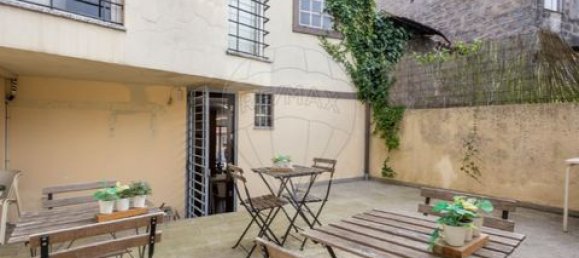 85m² Commercial property in Guimaraes, Portugal No. 195599 16