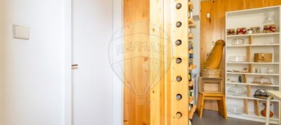 85m² Commercial property in Guimaraes, Portugal No. 195599 12