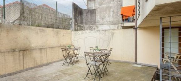 85m² Commercial property in Guimaraes, Portugal No. 195599 15