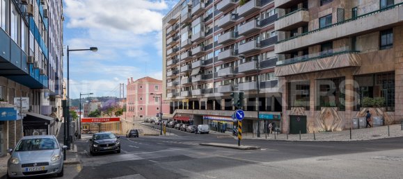 2 Schlafzimmer Wohnung in Lisbon, Portugal, Nr. 12684 9