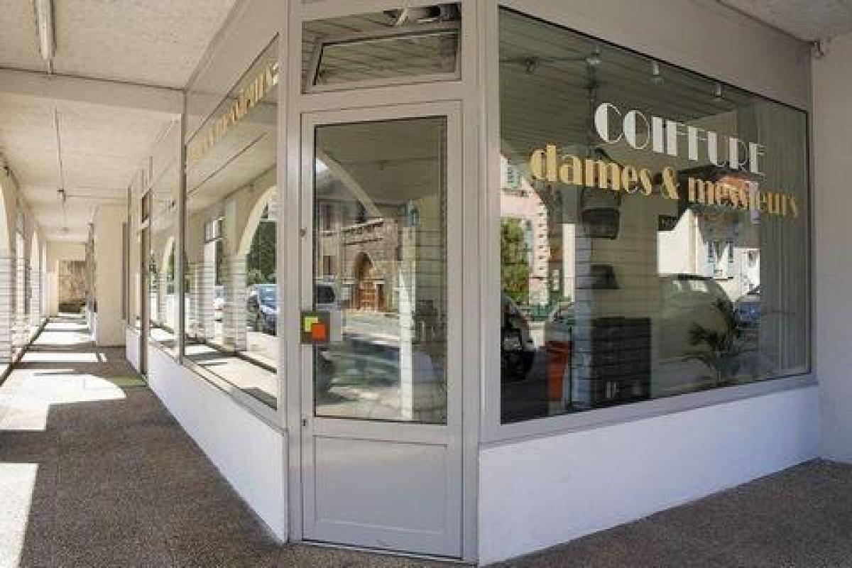 Офис 35м² в Салланш, Франция № 20210