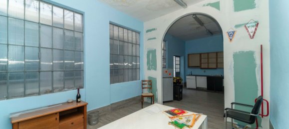 220m² Commercial property in Turin, Italy No. 377906 20