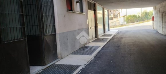 عقار تجاري في Credaro, Italy 268متر مربع رقم 141667 11