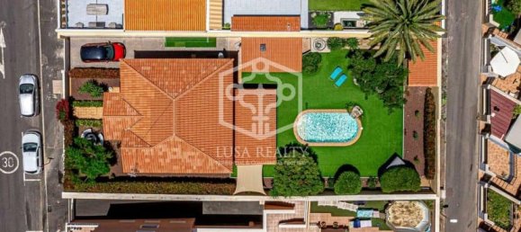 3 bedrooms Villa in Adeje, Spain No. 12235 3