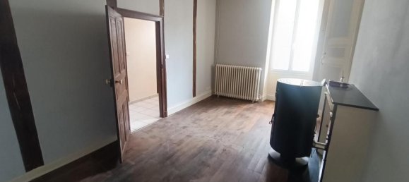 Таунхаус с 2 спальнями в Теве-Сен-Жульен, Франция № 248569 3