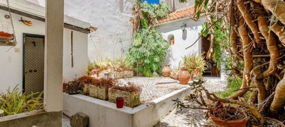 155m² Building in Lisbon, Portugal No. 213504 5