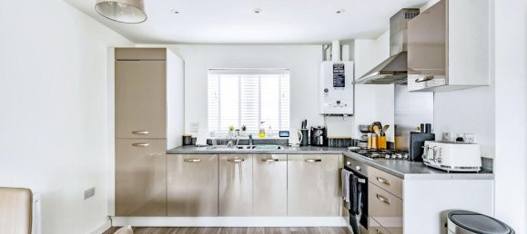 1 Schlafzimmer Wohnung in Horsham, United Kingdom, Nr. 6290 2