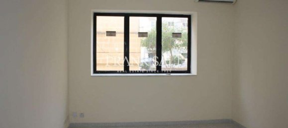 Bureau à Ta' Xbiex, Malta 270m² No. 11875 16