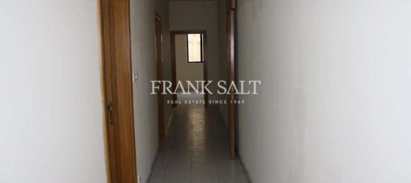 Bureau à Ta' Xbiex, Malta 270m² No. 11875 22