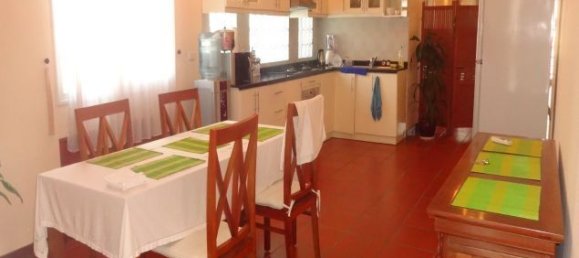 Apartamento de 3 dormitorios en Ba Dinh, Vietnam No. 5886 2