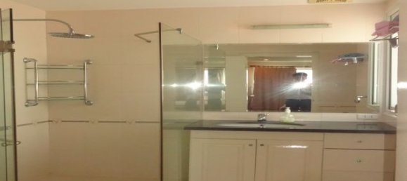 Apartamento de 3 dormitorios en Ba Dinh, Vietnam No. 5886 7