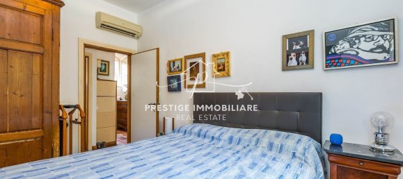 Casa de 4 divisões em Livorno, Italy N.º 222938 36