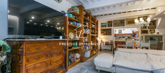 Casa de 4 divisões em Livorno, Italy N.º 222938 10