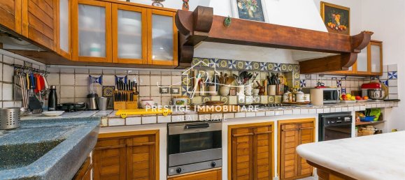 Casa de 4 divisões em Livorno, Italy N.º 222938 19