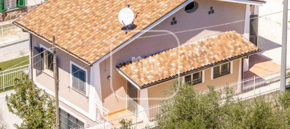 Villa de 3 dormitorios en Palestrina, Italy No. 370824 2