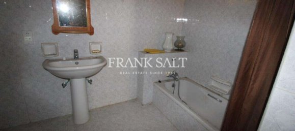 3 غرف نوم مزرعة في Gharb, Malta رقم 512 9