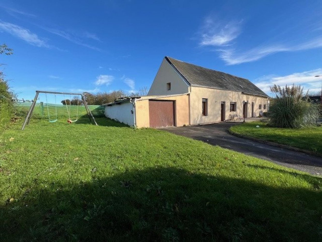 3 Schlafzimmer Villa in Chevennes, France, Nr. 156415
