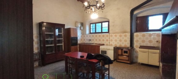 Casa de 13 habitaciónes en Borgo San Lorenzo, Italy No. 107598 7