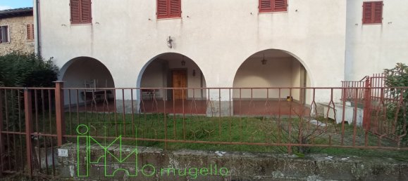 Casa de 13 habitaciónes en Borgo San Lorenzo, Italy No. 107598 3