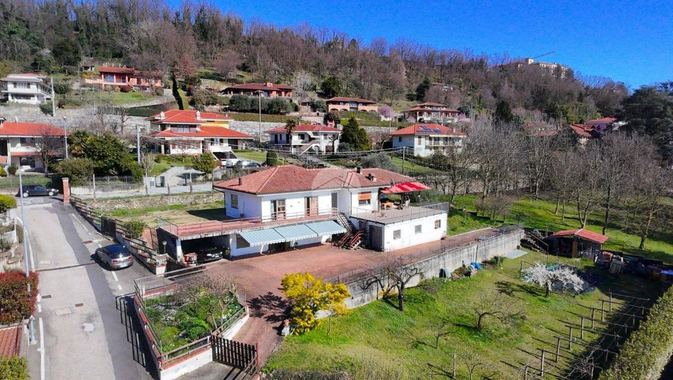 3 bedrooms Villa in Burolo, Italy No. 139027