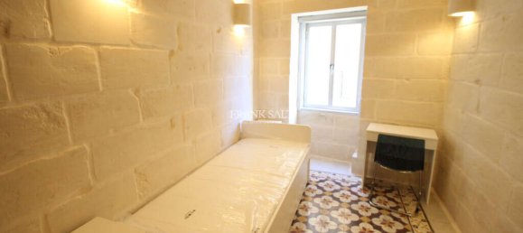 3 bedrooms Townhouse in Senglea, Malta No. 9929 15