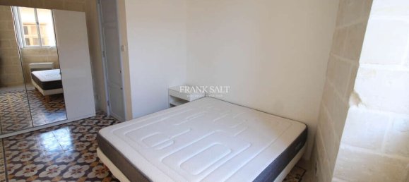 3 bedrooms Townhouse in Senglea, Malta No. 9929 12