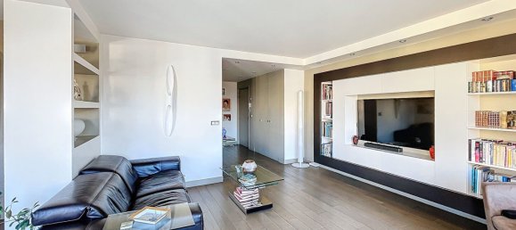 2 Schlafzimmer Wohnung in Courbevoie, France, Nr. 164399 29