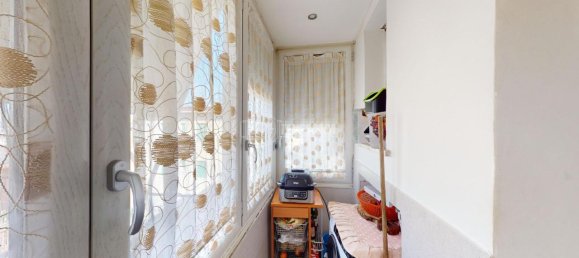 3 rooms Apartment in Casoria, Italy No. 177068 6