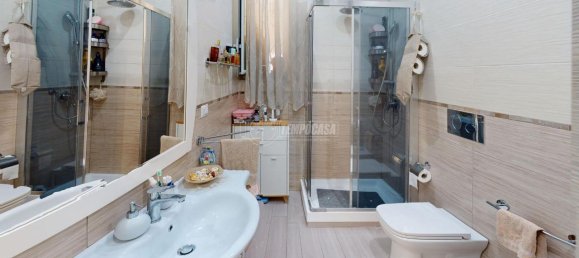 3 rooms Apartment in Casoria, Italy No. 177068 20