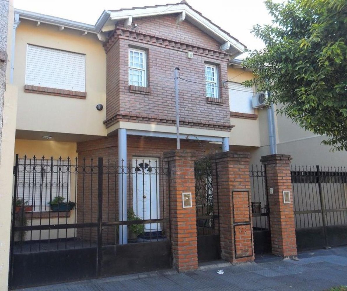 2 bedrooms Apartment in General San Martin, Argentina No. 10624