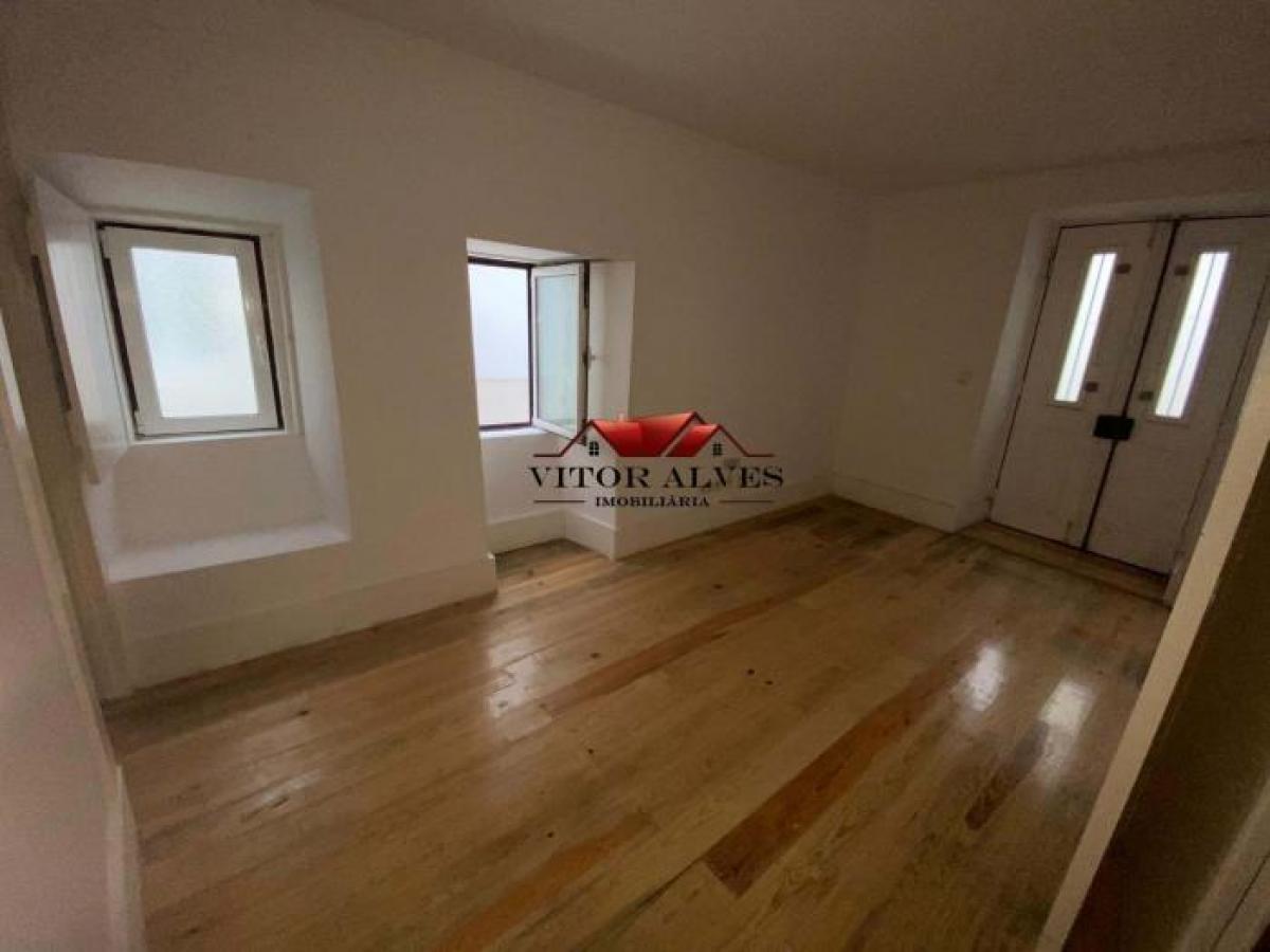 Studio in Lisbon, Portugal No. 3113