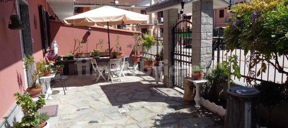 3 bedrooms Villa in Mappano, Italy No. 275176 4