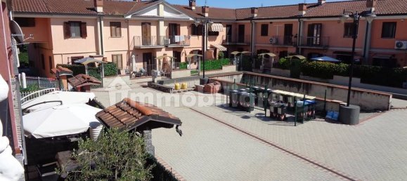 3 bedrooms Villa in Mappano, Italy No. 275176 3