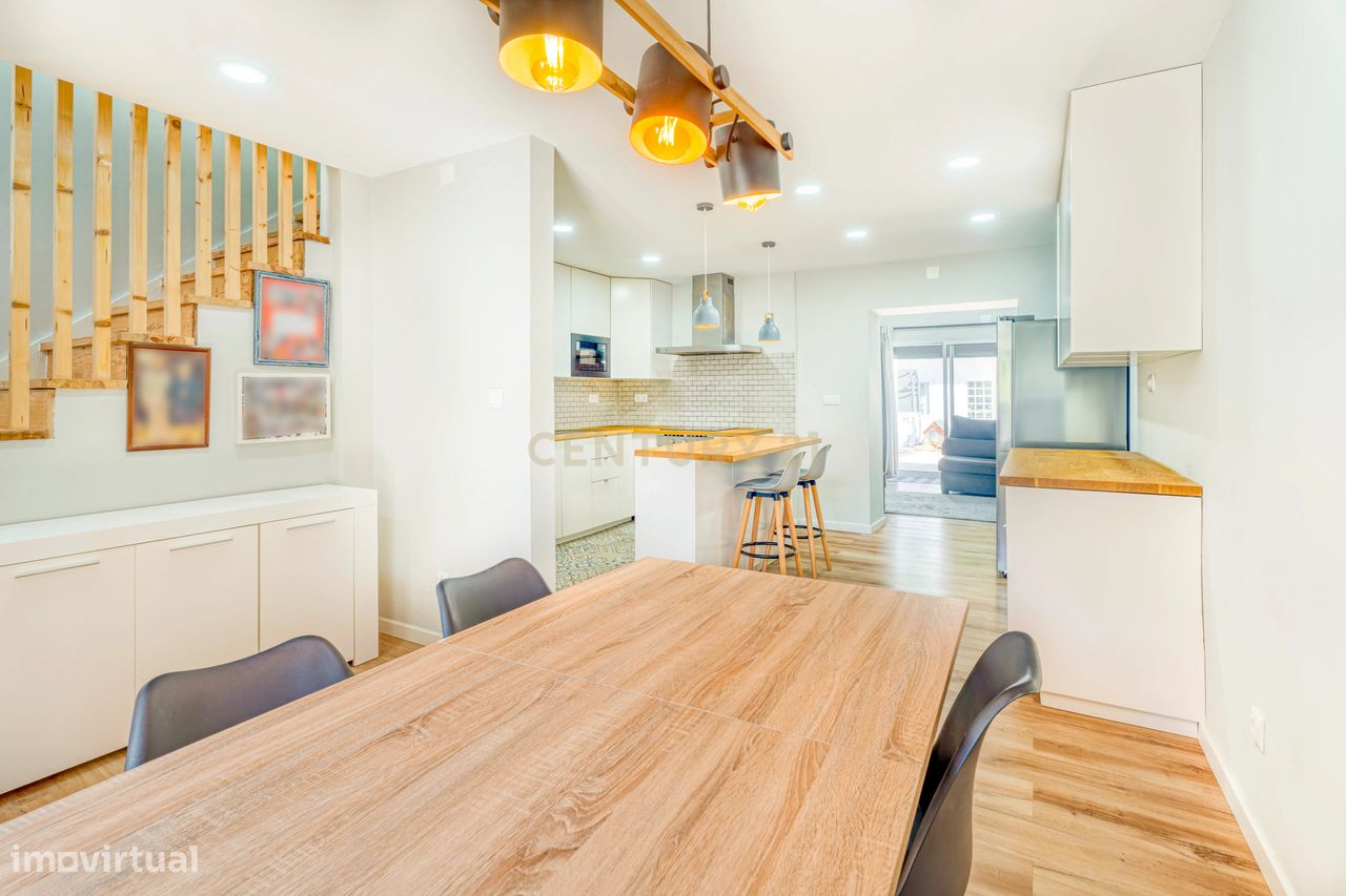 2 bedrooms House in Lisbon, Portugal No. 125376