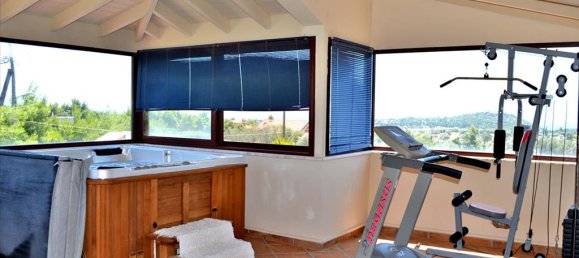 Gewerbliche Immobilien in Euboea, Greece 550m², Nr. 7062 18