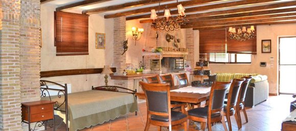 550m² Commercial property in Euboea, Greece No. 7062 23