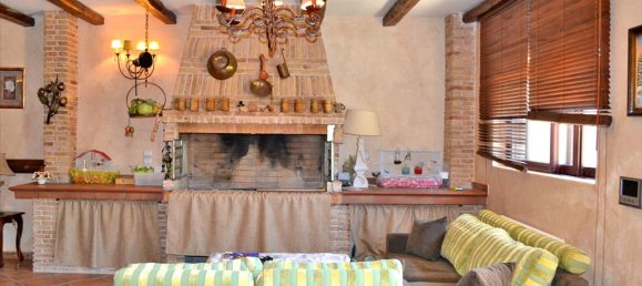 550m² Commercial property in Euboea, Greece No. 7062 25