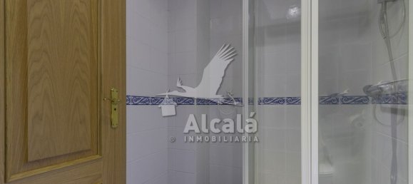 Dúplex de 4 dormitorios en Torrejón de Ardoz, Spain No. 167210 28