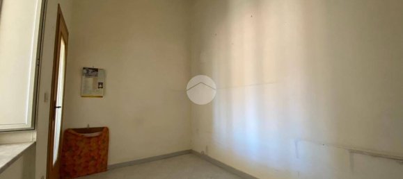 Apartamento T2 em San Giorgio a Cremano, Italy N.º 52476 8