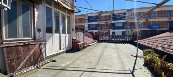 Apartamento T2 em San Giorgio a Cremano, Italy N.º 52476 10