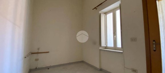 Apartamento T2 em San Giorgio a Cremano, Italy N.º 52476 13