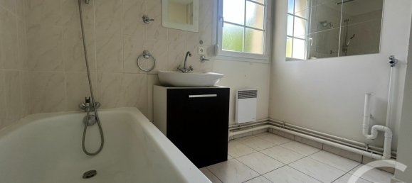 1 bedroom Apartment in Verneuil-en-Halatte, France No. 38460 8