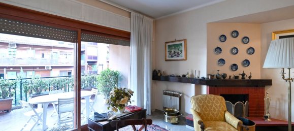 6 rooms Apartment in Rome, Italy No. 203068 7